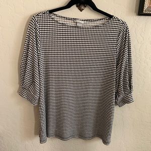 H&M houndstooth top